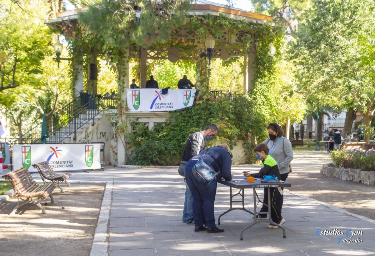 Relación de premiados en los concursos infantiles